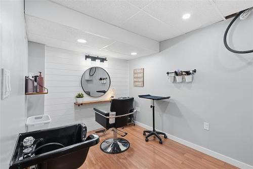 7 Conlin St, Winnipeg, MB 