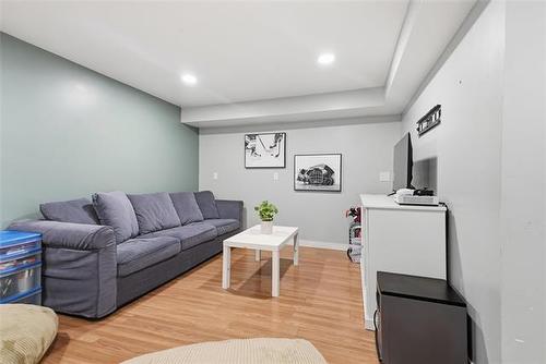 7 Conlin St, Winnipeg, MB 