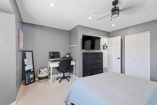 7 Conlin St, Winnipeg, MB 