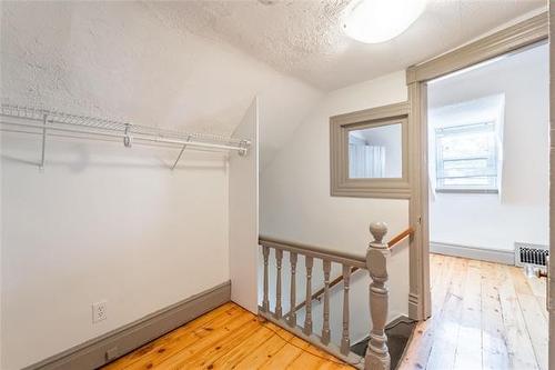 130 Fort St, Winnipeg, MB 