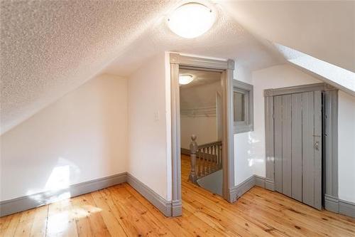130 Fort St, Winnipeg, MB 