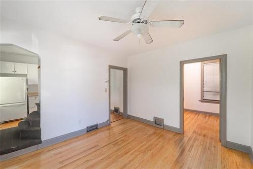 130 Fort St, Winnipeg, MB 