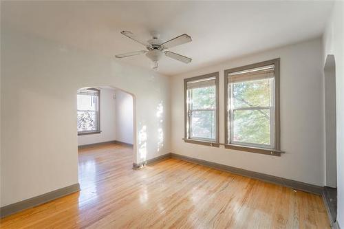 130 Fort St, Winnipeg, MB 