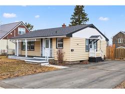 33 Hows CRES  Moncton, NB E1E 1S9
