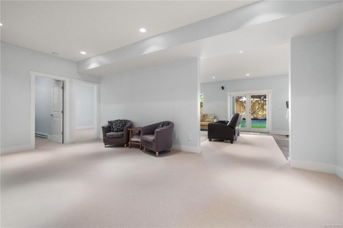 742 Nelson Rd, Campbell River, BC 