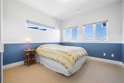 742 Nelson Rd, Campbell River, BC 
