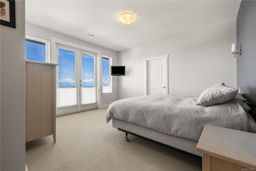 742 Nelson Rd, Campbell River, BC 