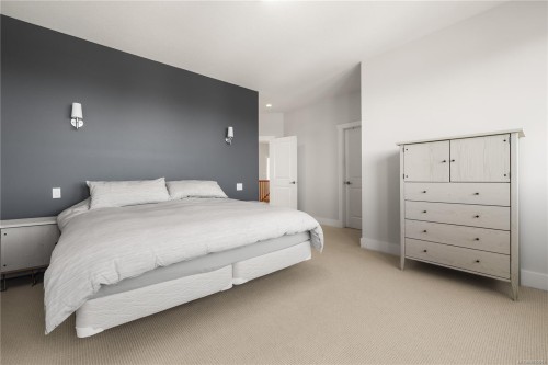 742 Nelson Rd, Campbell River, BC 