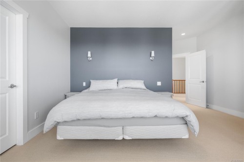 742 Nelson Rd, Campbell River, BC 