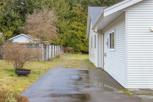 3043 Raymur Pl, Qualicum Beach, BC 