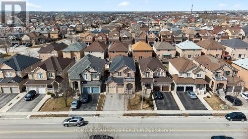 62 DON MINAKER DRIVE  Brampton, ON L6P 1R3