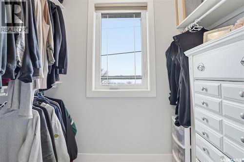 806 Grove Avenue, Saskatchewan Beach, SK - Indoor With Storage