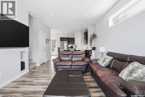 806 Grove Avenue, Saskatchewan Beach, SK - Indoor Photo Showing Living Room
