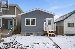 1218 G AVENUE N  Saskatoon, SK S7L 2A4