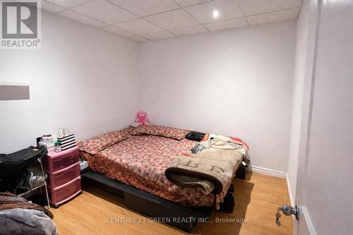 73 Owen Place, Hamilton, ON - Indoor Photo Showing Bedroom