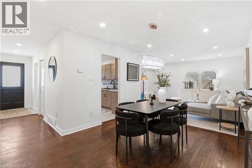 587 Timber Lane, Burlington, ON - Indoor Photo Showing Dining Room