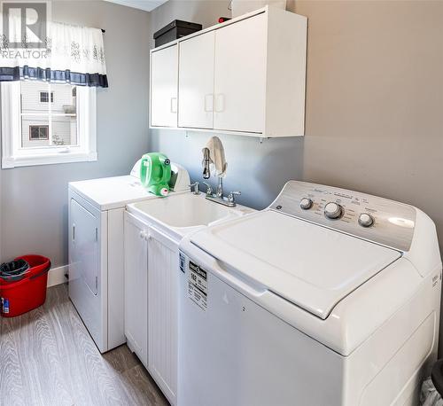485 Main Street, Triton, NL - Indoor Photo Showing Laundry Room