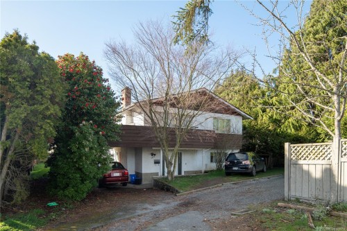 1619 Longacre Dr, Saanich, BC 