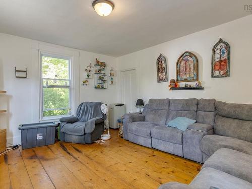 40 Pleasant Street, Bear River, NS 