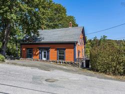 40 Pleasant Street Bear River, NS B0S 1B0