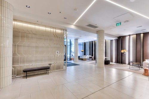 Restaurant - 760-101 Rue Peel, Montréal (Le Sud-Ouest), QC - Indoor Photo Showing Other Room