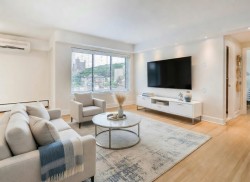 84-3510 Rue de la Montagne Montréal (Ville-Marie), QC H3G 2A6