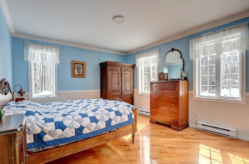 Chambre à coucher principale - 398  - 400 Rue Évelyne, Lavaltrie, QC - Indoor Photo Showing Bedroom