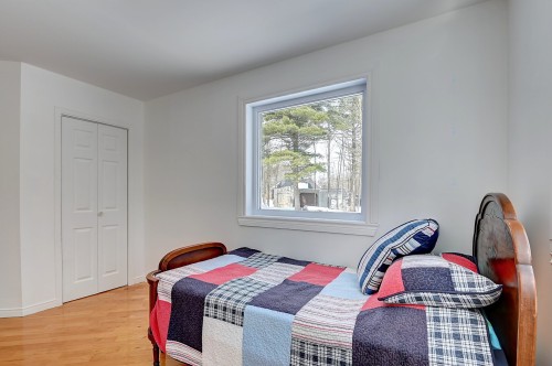 Chambre à coucher - 398  - 400 Rue Évelyne, Lavaltrie, QC - Indoor Photo Showing Bedroom