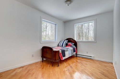 Chambre à coucher - 398  - 400 Rue Évelyne, Lavaltrie, QC - Indoor Photo Showing Bedroom