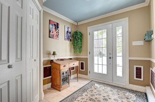 Hall d'entrée/Vestibule - 398  - 400 Rue Évelyne, Lavaltrie, QC - Indoor Photo Showing Other Room