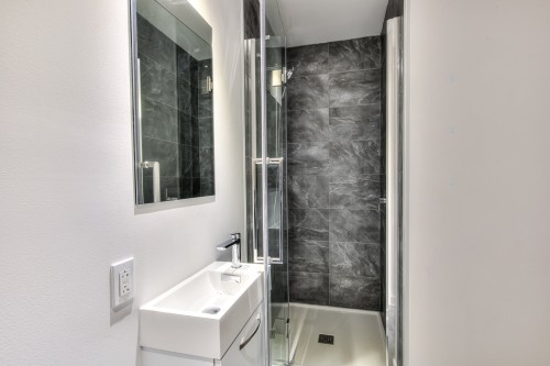 Salle de bains - 610-1485 Rue Des Bassins, Montréal (Le Sud-Ouest), QC - Indoor Photo Showing Laundry Room