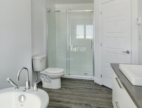 Bathroom - 127-6968 Boul. Ste-Anne, L'Ange-Gardien, QC - Indoor Photo Showing Bathroom