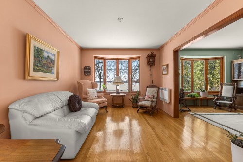 Salon - 179 Ch. Duhamel, Pincourt, QC - Indoor Photo Showing Living Room