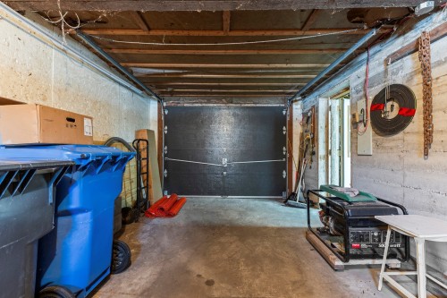 Garage - 179 Ch. Duhamel, Pincourt, QC - Indoor Photo Showing Basement