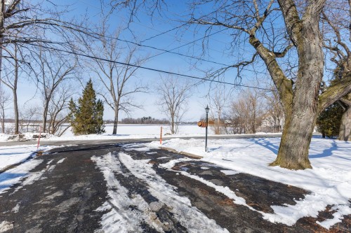 Vue sur l'eau - 179 Ch. Duhamel, Pincourt, QC - Outdoor With View