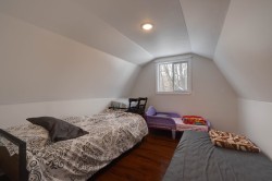 Bedroom - 