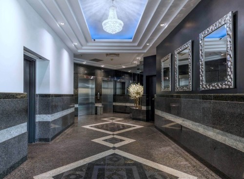 Mud Room - 908-5075 Rue Jean-Talon E., Montréal (Saint-Léonard), QC - Indoor Photo Showing Other Room