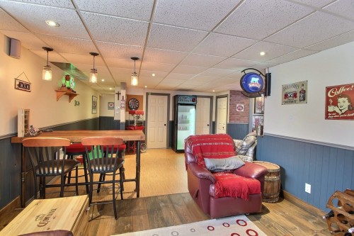 Salle familiale - 750 Av. Dion, Val-D'Or, QC - Indoor Photo Showing Other Room