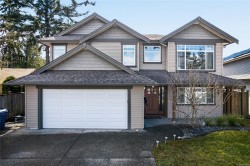 2323 Rockwood Pl Nanaimo, BC V9R 7B3