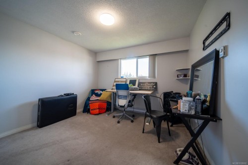 565 Nova St, Nanaimo, BC 