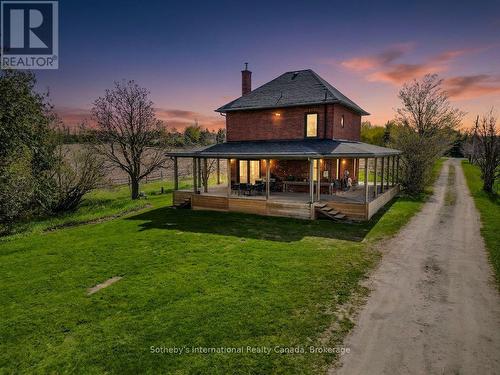1943 Fairgrounds Road S, Clearview, ON 