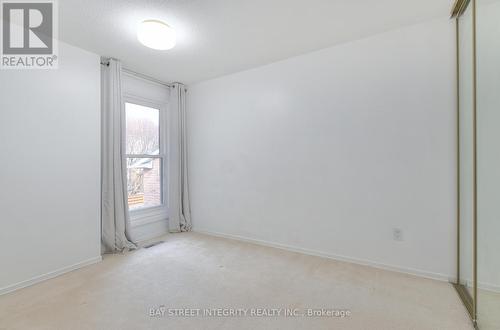 976 Raintree Lane, Mississauga, ON - Indoor Photo Showing Other Room