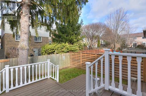 976 Raintree Lane, Mississauga, ON - Outdoor