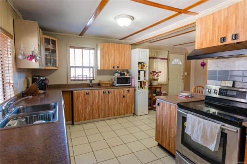 2218 Dalton Rd, Campbell River, BC 