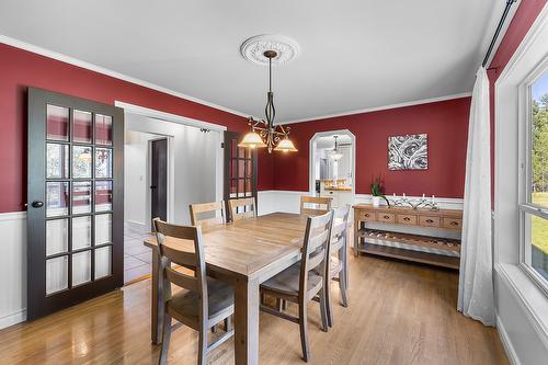 2490 Wilson Road, Cranbrook, BC - Indoor Photo Showing Dining Room