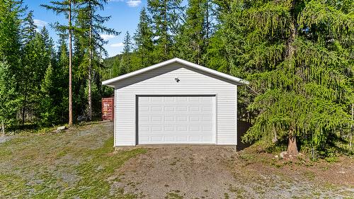 2490 Wilson Road, Cranbrook, BC - Outdoor