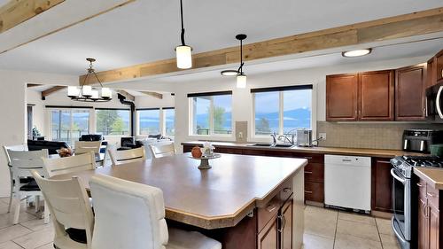 2630 Rufli Road, West Kelowna, BC - Indoor