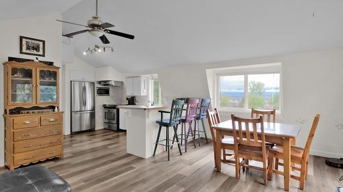 2630 Rufli Road, West Kelowna, BC - Indoor Photo Showing Dining Room
