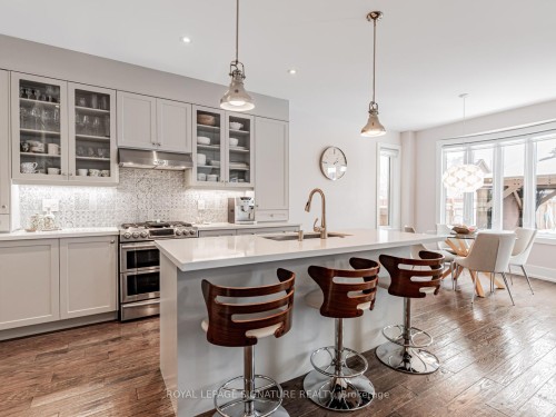 26 Marks Road, Springwater, ON - Indoor Photo Showing Kitchen With Upgraded Kitchen