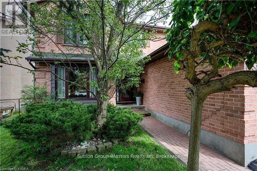 1058 PEMBRIDGE CRESCENT  Kingston (North Of Taylor-Kidd Blvd), ON K7P 1P3